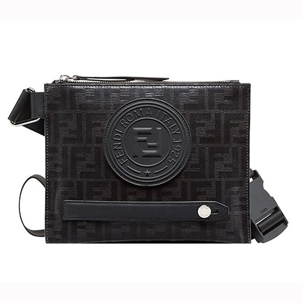 20/21AW FENDI ロゴ メッセンジャーバッグ100949